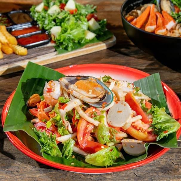 ยำรวมมิตรทะเลรสจัดจ้าน